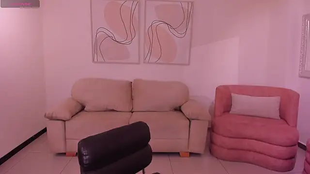 LucyWeiss  online show from 11/19/25, 09:15