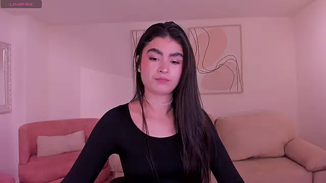 LucyWeiss  online show from 11/21/25, 07:23