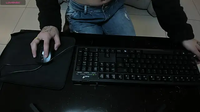 LaurentConnor online show from 09/26/25, 03:21