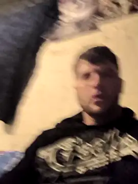 Snapshot of silversage92 chatting on 12/16/25, 01:05 silversage92 online show from 12/16/25, 01:05