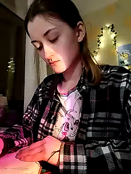 LillySvon online show from 04/08/26, 08:42