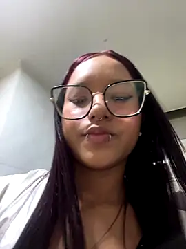 Snapshot of ferz_princes chatting on 12/05/25, 03:04 ferz princes online show from 12/05/25, 03:04