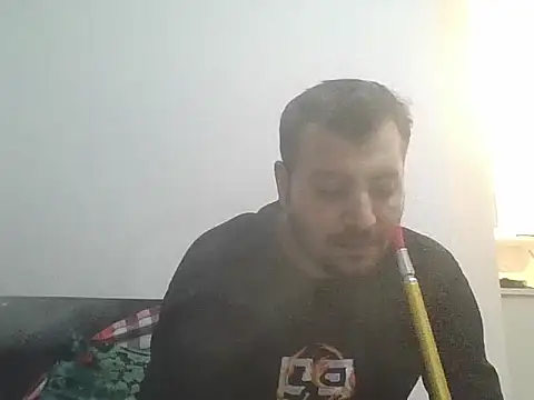 modelboy01 online show from 04/12/26, 11:21