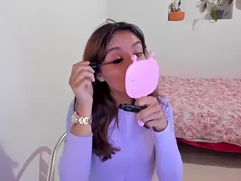 megan doll2123 online show from 11/25/25, 01:16