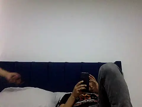 KianxxTeach online show from 11/06/25, 09:05