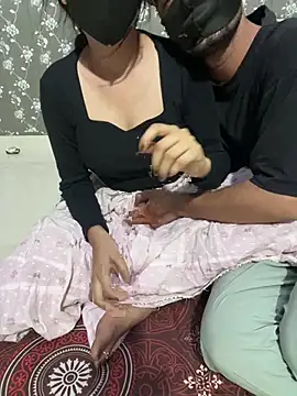 Sex Queen aaraya online show from 04/26/26, 02:26