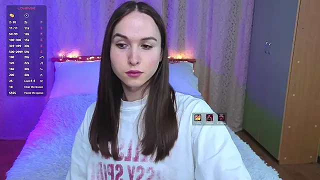 Angeel Kate online show from 04/10/26, 11:37