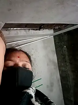 suhani sharmj online show from 12/13/25, 10:48