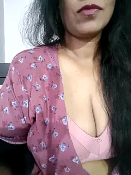 Snapshot of Deepa_Sharma143 chatting on 02/27/26, 01:49 Deepa Sharma143 online show from 02/27/26, 01:49