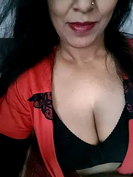 Deepa Sharma143 online show from 03/11/26, 01:55