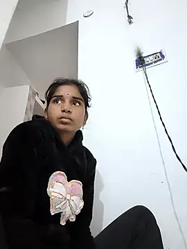 Hot-Soniya2 online show from 01/12/26, 04:18