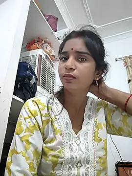 Hot-Soniya2 online show from 01/15/26, 03:33