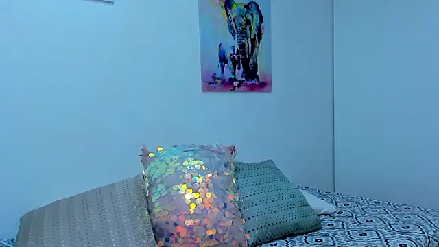 Hill Brownie online show from 09/09/25, 10:37