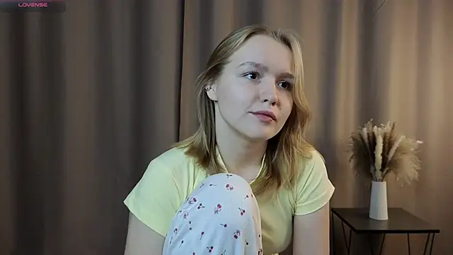 VinnieSerrano online show from 10/13/25, 02:06