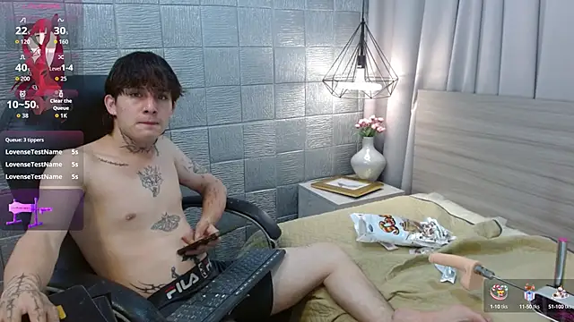 Iantwink18 online show from 09/20/25, 11:17