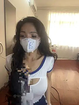 xiongmaobb online show from 10/18/25, 04:15