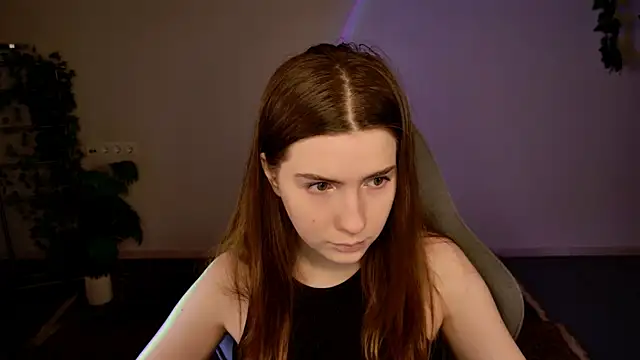 AliceCUNTach online show from 12/19/25, 05:14