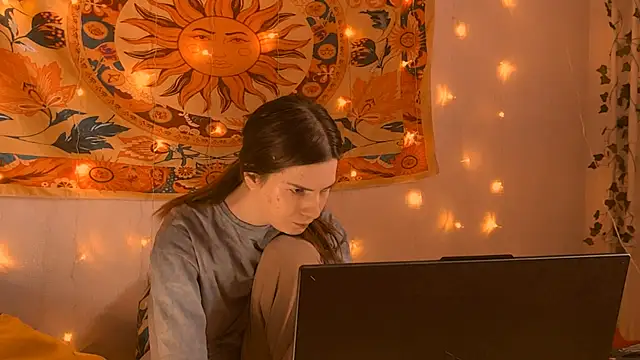 AliceCUNTach online show from 02/15/26, 07:51