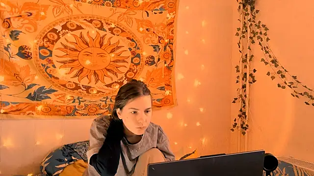 AliceCUNTach online show from 02/18/26, 05:03