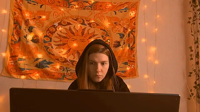 AliceCUNTach online show from 04/11/26, 05:01