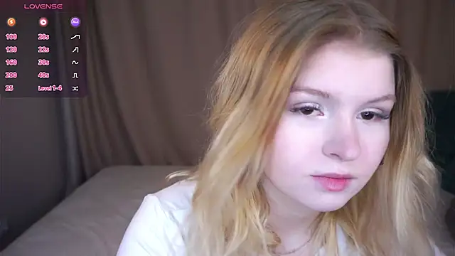 Snapshot of ShontaWasilko chatting on 11/03/25, 06:09 ShontaWasilko online show from 11/03/25, 06:09