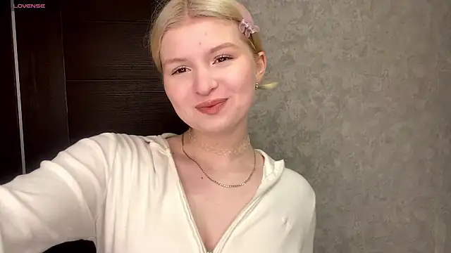 ShontaWasilko online show from 02/09/26, 09:19