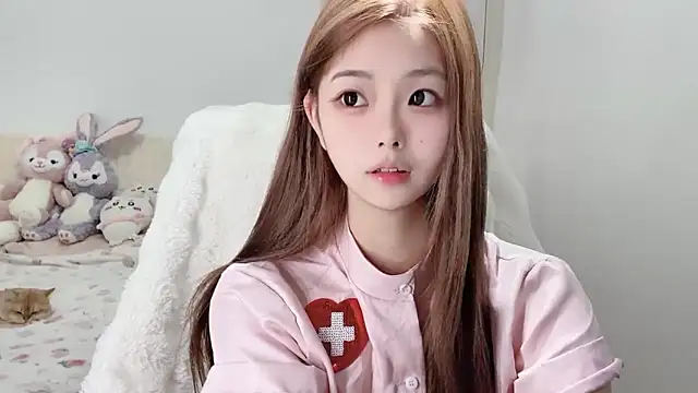 Snapshot of xiaoyugan-99 chatting on 11/11/25, 03:45 xiaoyugan-99 online show from 11/11/25, 03:45