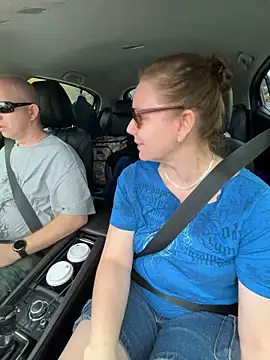 aussiepeaches online show from 12/22/25, 09:34