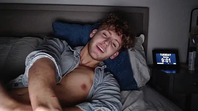 DominantAlex18 online show from 12/02/25, 09:03