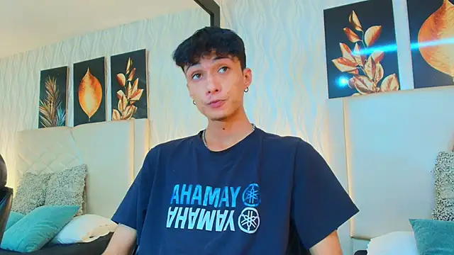 Lean Portman online show from 09/22/25, 09:06