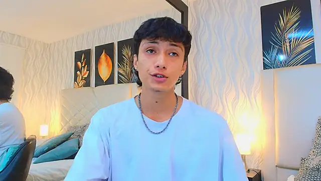 Lean Portman online show from 04/17/26, 03:04