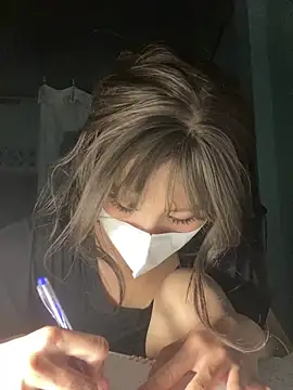 Fin-xinh18 online show from 11/07/25, 03:45