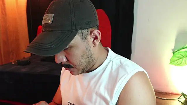 Snapshot of Misterjhons2 chatting on 04/09/26, 01:38 Misterjhons2 online show from 04/09/26, 01:38