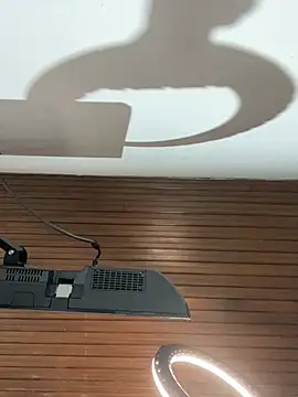 Adele Pinkk online show from 10/31/25, 11:00