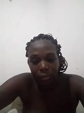 Morena 2021 online show from 12/18/25, 04:40