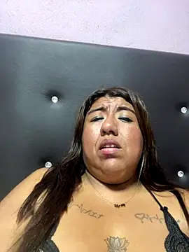 Snapshot of Wenlop chatting on 09/09/25, 05:07 Wenlop online show from 09/09/25, 05:07