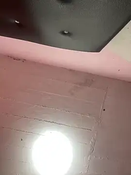 Snapshot of Wenlop chatting on 09/23/25, 03:26 Wenlop online show from 09/23/25, 03:26