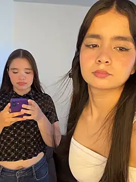 Ashley and Zoe online show from 07/26/26, 04:25