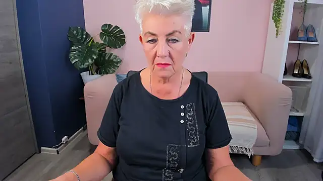 HotandMature online show from 09/20/25, 09:21