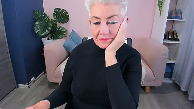 HotandMature online show from 09/30/25, 07:57