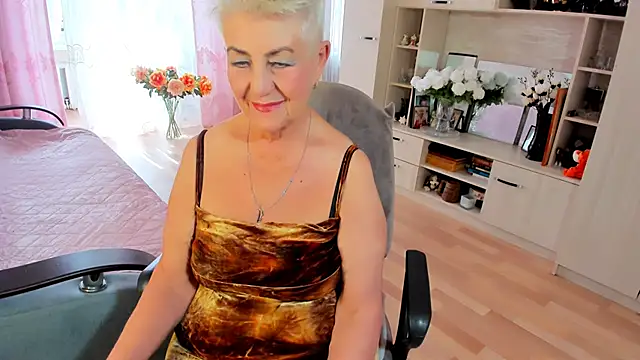 HotandMature online show from 05/04/26, 07:37