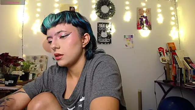 AlmaNanax online show from 12/21/25, 02:08