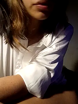 malvinaAAA online show from 10/22/25, 03:51
