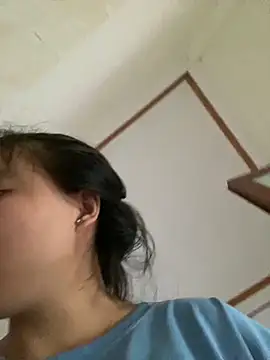 viluna online show from 09/18/25, 01:40