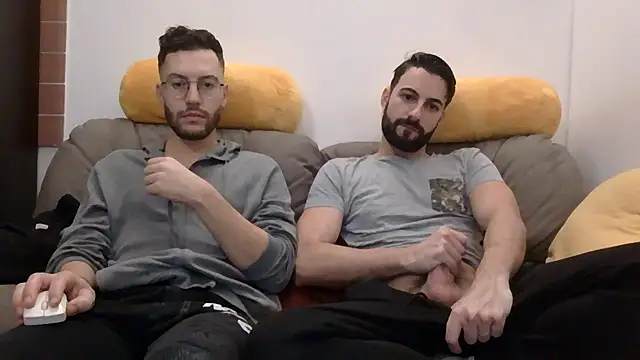 Amicisegreti online show from 12/19/25, 06:31