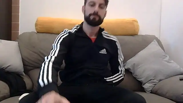 Amicisegreti online show from 01/17/26, 04:00