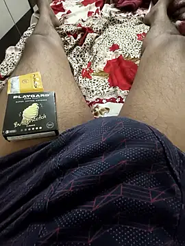 Snapshot of mommylover5 chatting on 03/01/26, 04:58 mommylover5 online show from 03/01/26, 04:58