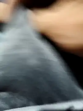 Snapshot of Aaia93 chatting on 10/14/25, 06:25 Aaia93 online show from 10/14/25, 06:25