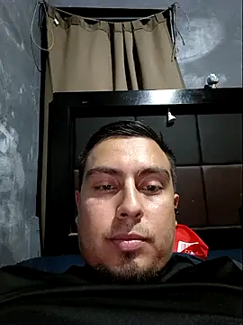 Snapshot of Aaia93 chatting on 11/29/25, 06:38 Aaia93 online show from 11/29/25, 06:38