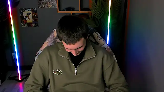 Snapshot of David__Diamond chatting on 11/26/25, 04:52 David Diamond online show from 11/26/25, 04:52